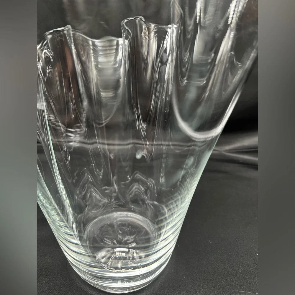 Clear Vintage Glass Flower Handkerchief ruffled vase